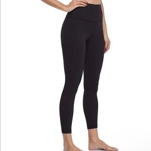 Lululemon dupes! HeyNuts Essential 7/8 Leggings, Buttery Soft Pants